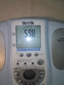 パッケージ松浦　のブログ-体重計